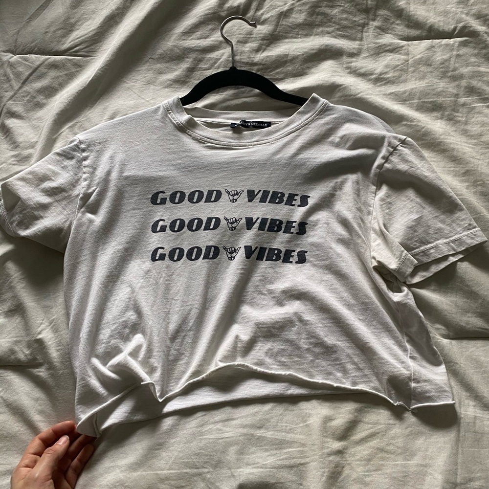Cropped tee